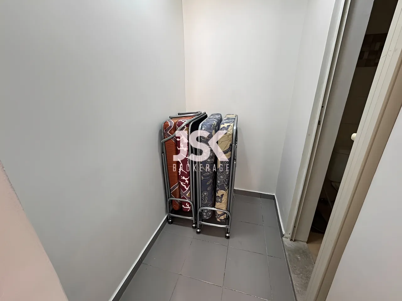 Apartment for Sale in Msaytbeh