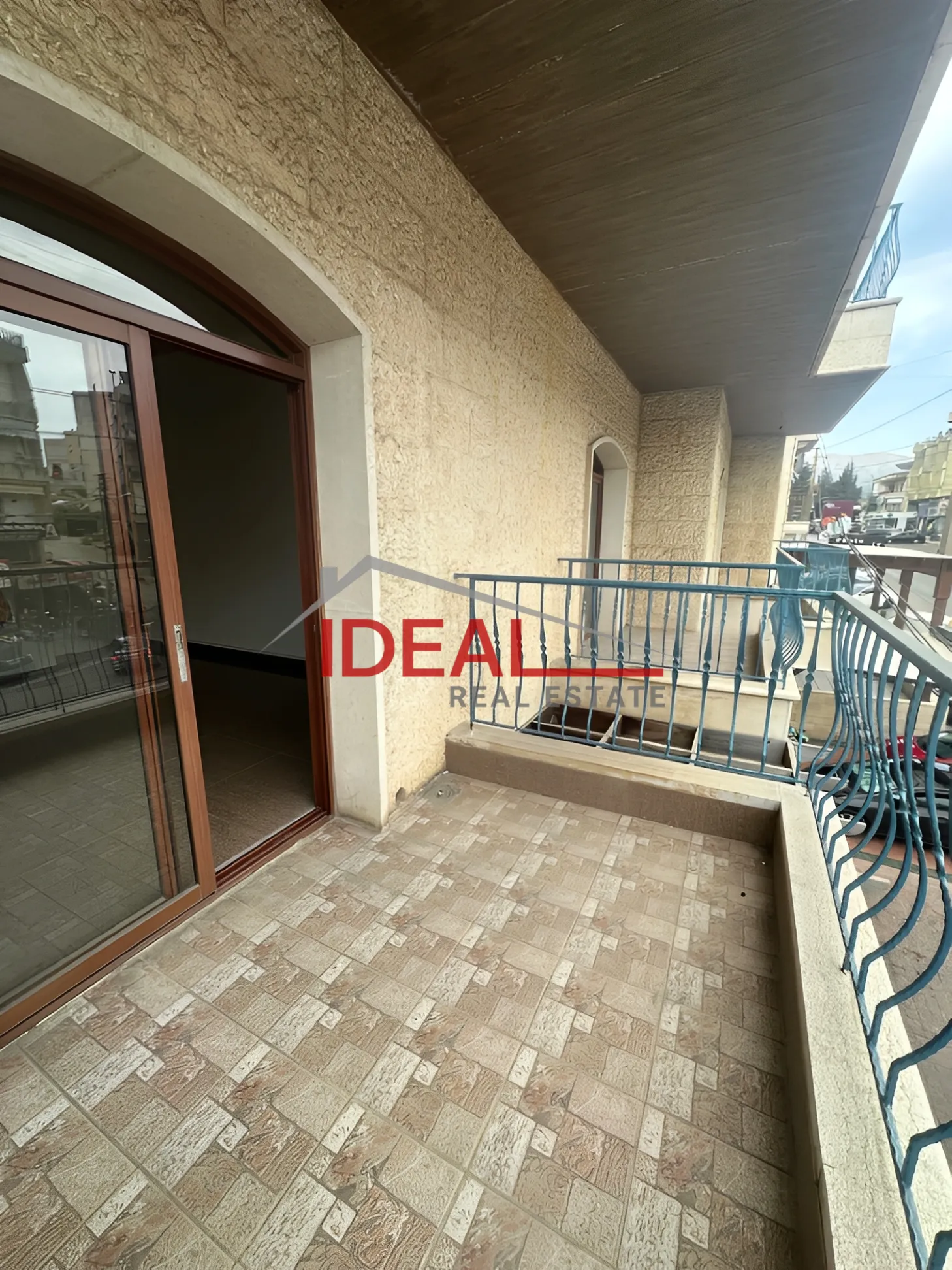 Office for Rent in Samqaniyeh, Lebanon