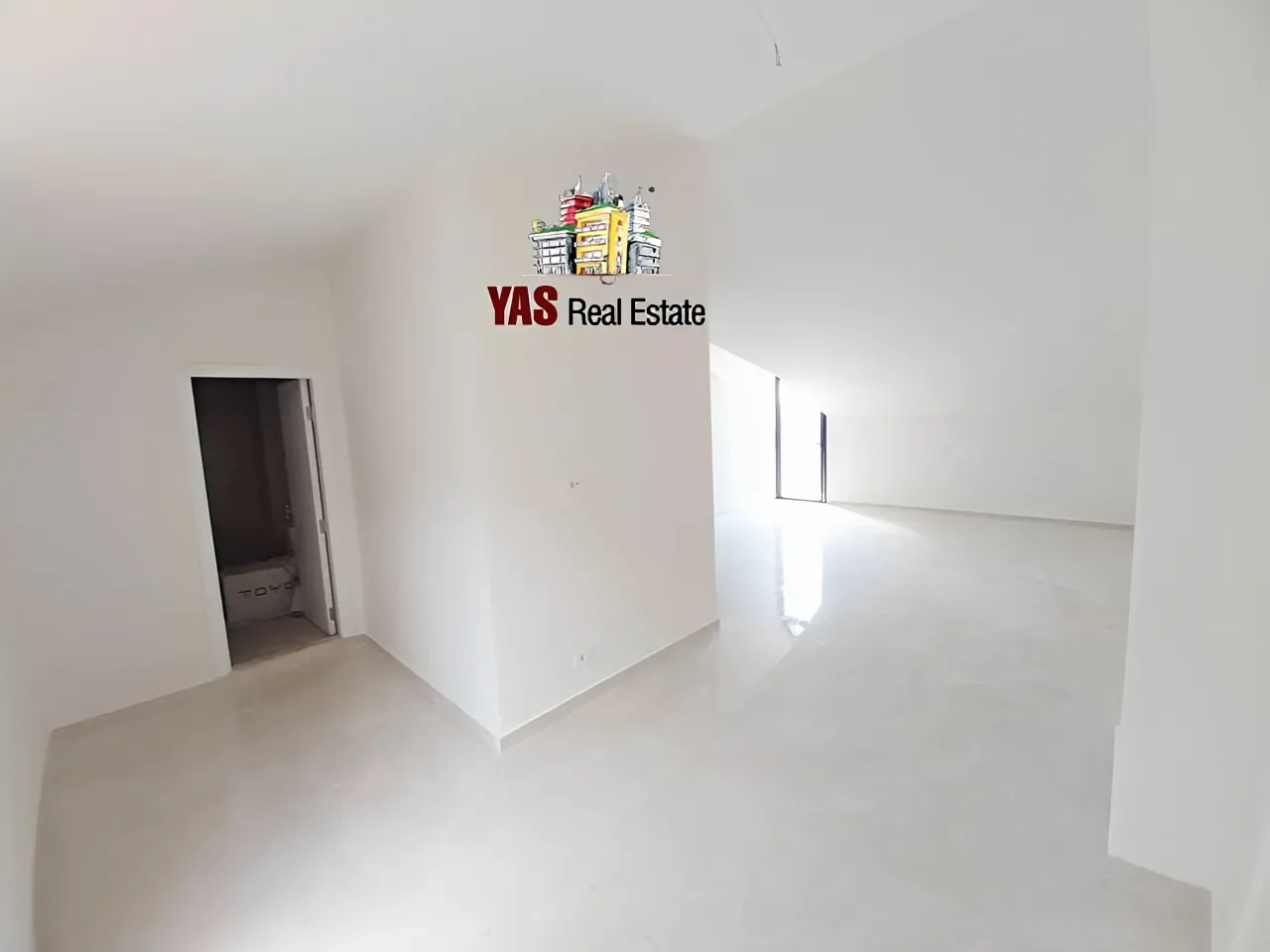 Apartment for Sale in Maaysra - 4 bed, 3 bath