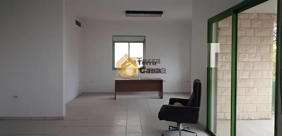 Office for Rent in Haouch el Omara