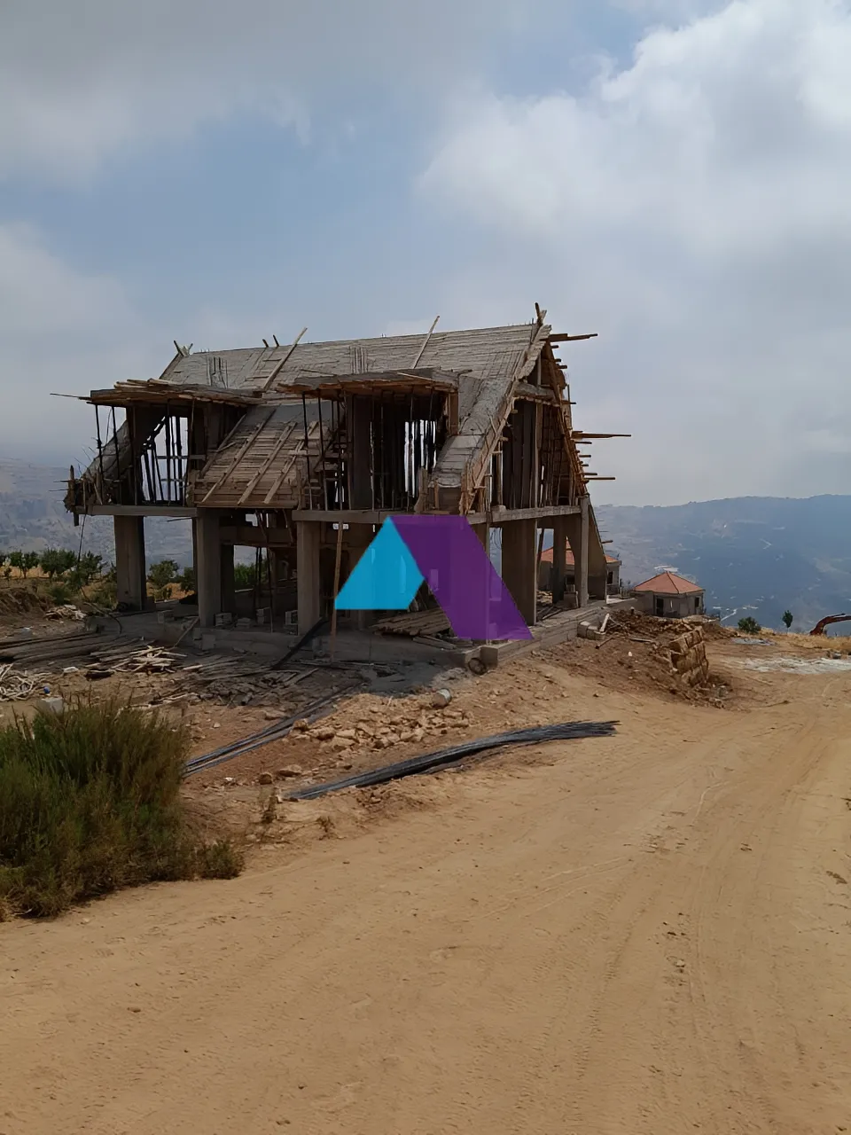 Villa for Sale in Hrajel - 2 bed, 2 bath