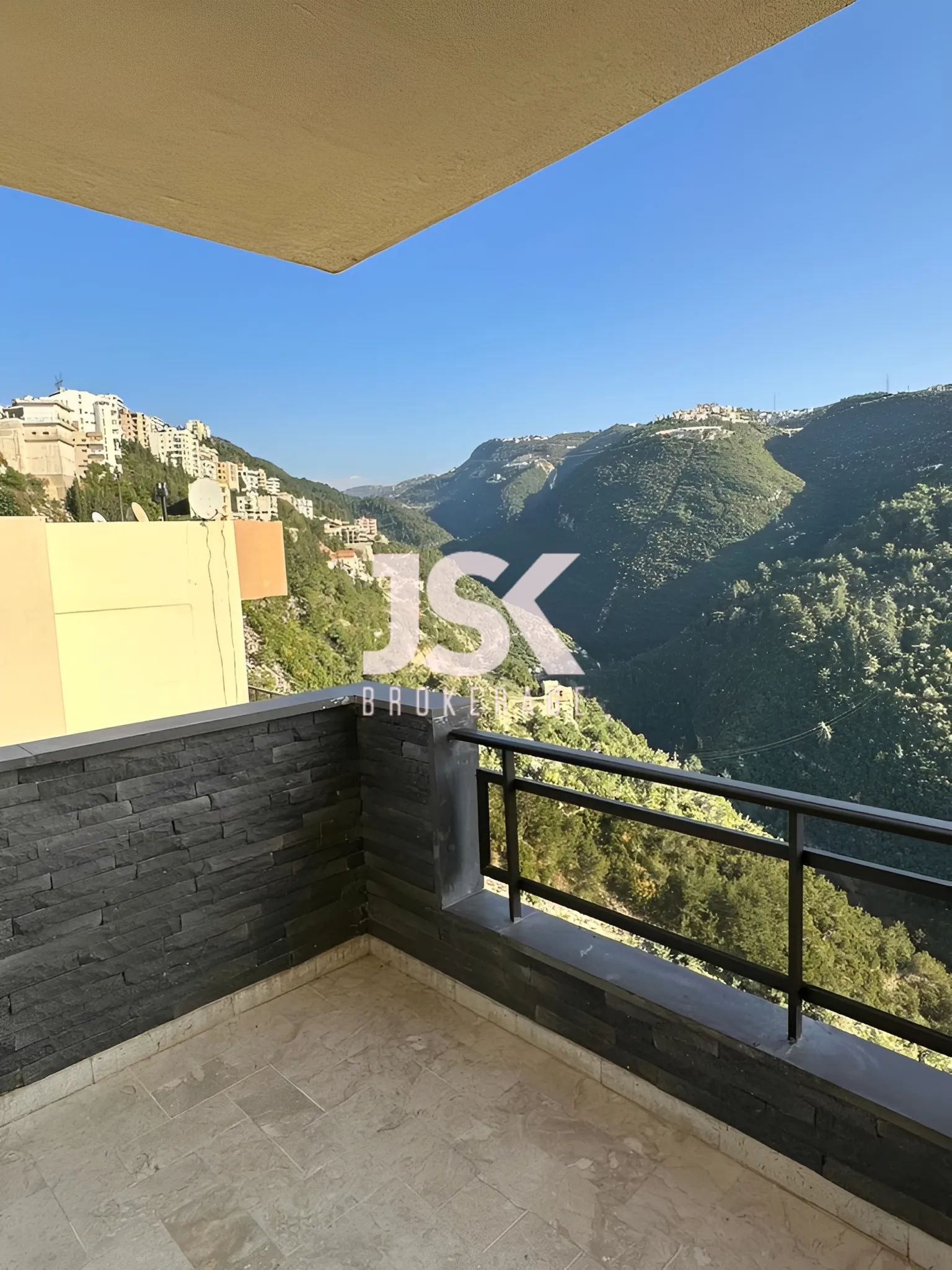 Duplex for Sale in Mestita