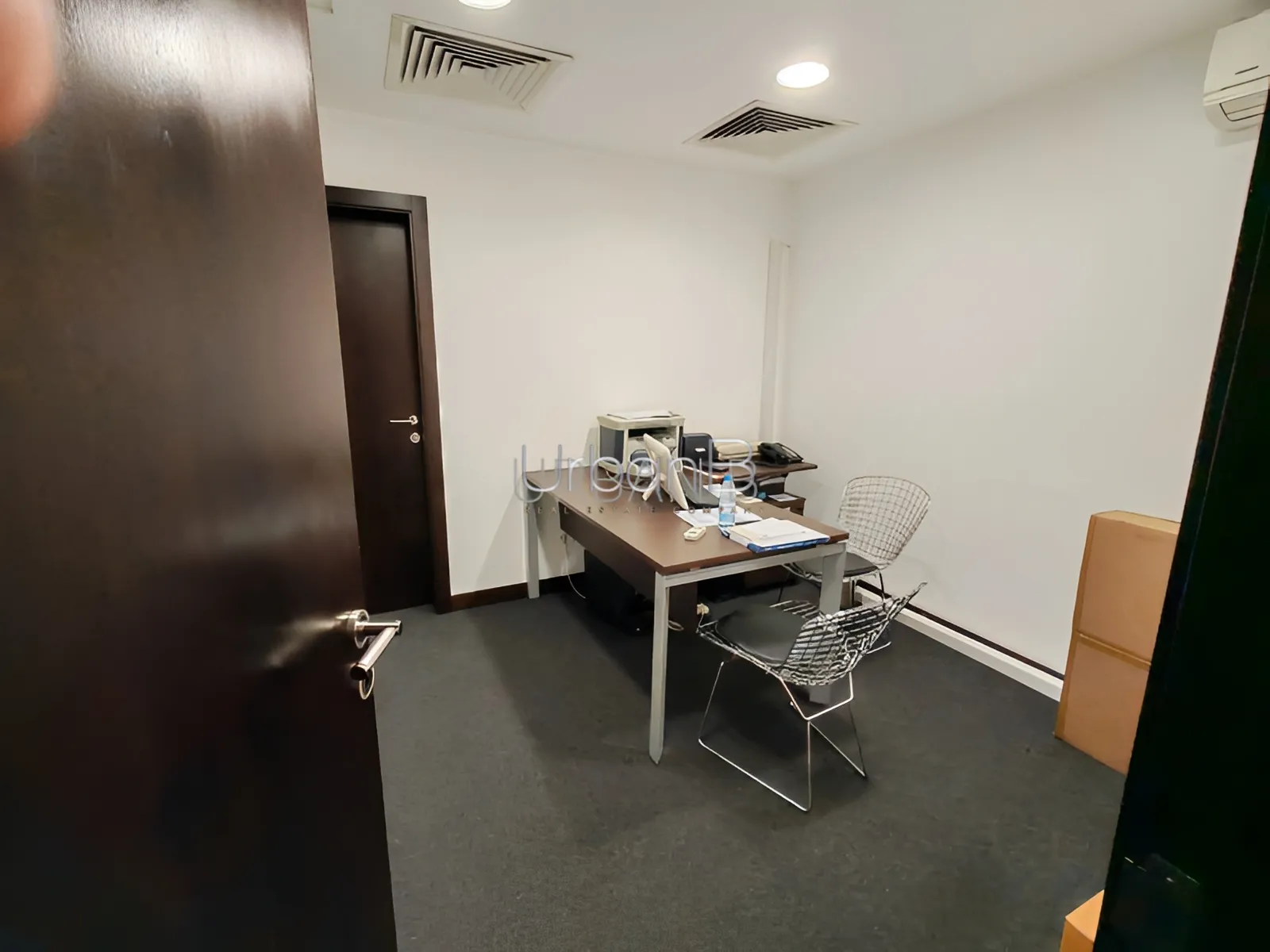 Office for Sale in Caree d'or, Achrafieh