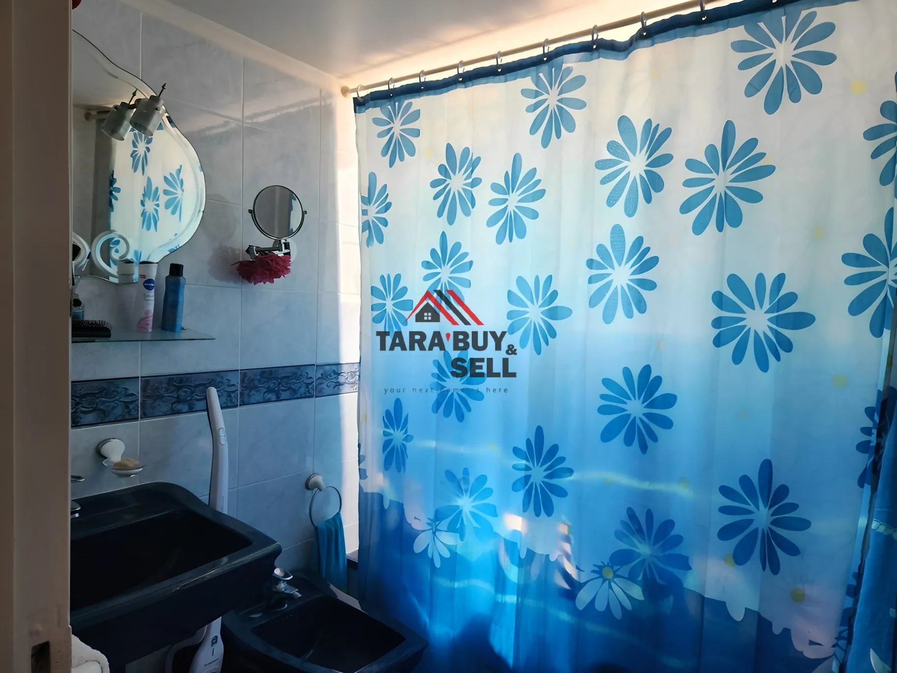 Apartment for Sale in Aamchit, Lebanon - 3 bed, 2 bath
