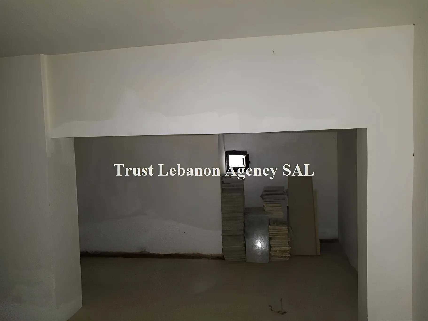 Commercial Property For Sale in Baabda, Botchay
