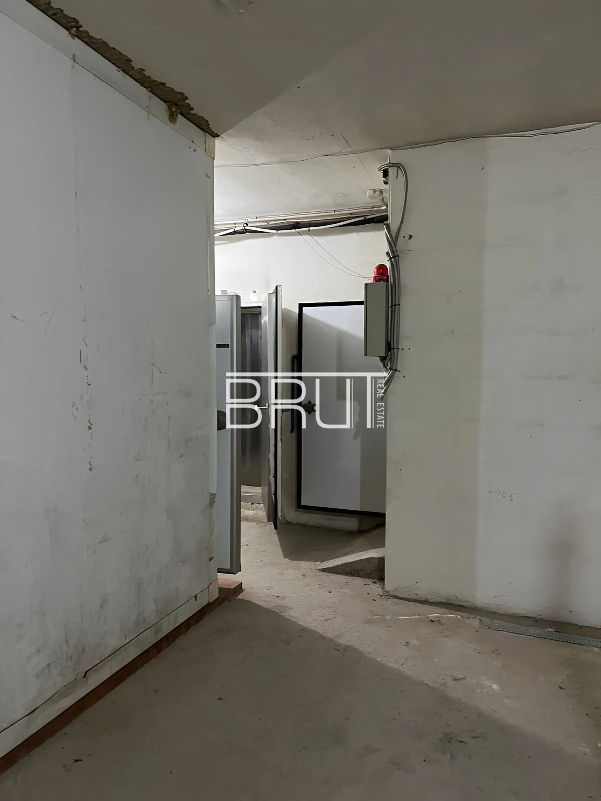Warehouse For Sale in Zouk Mikael