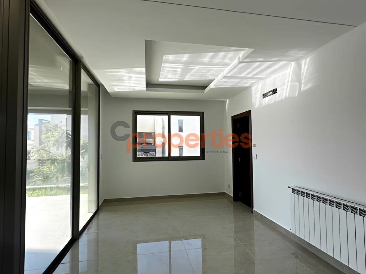 Apartment for Sale in Aamchit - 4 bed, 5 bath