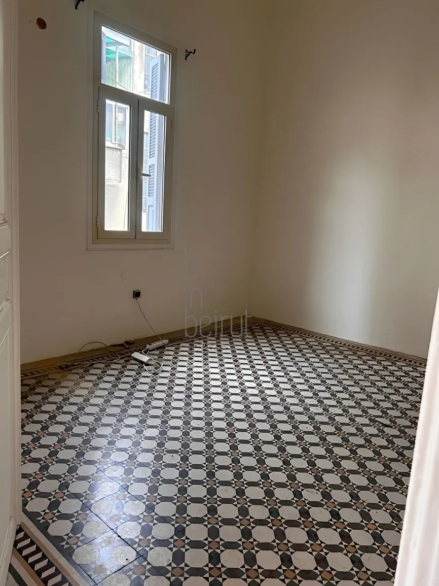 Office for rent in Gemmayzeh