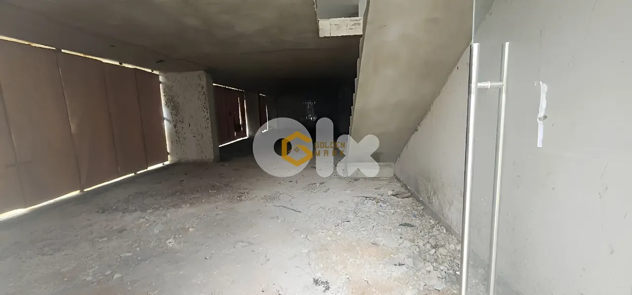 Showroom for sale in Baouchriyeh
