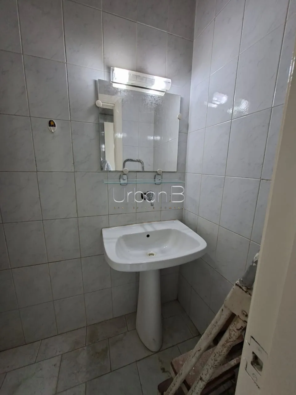 Office for rent in Dekwaneh, lebanon