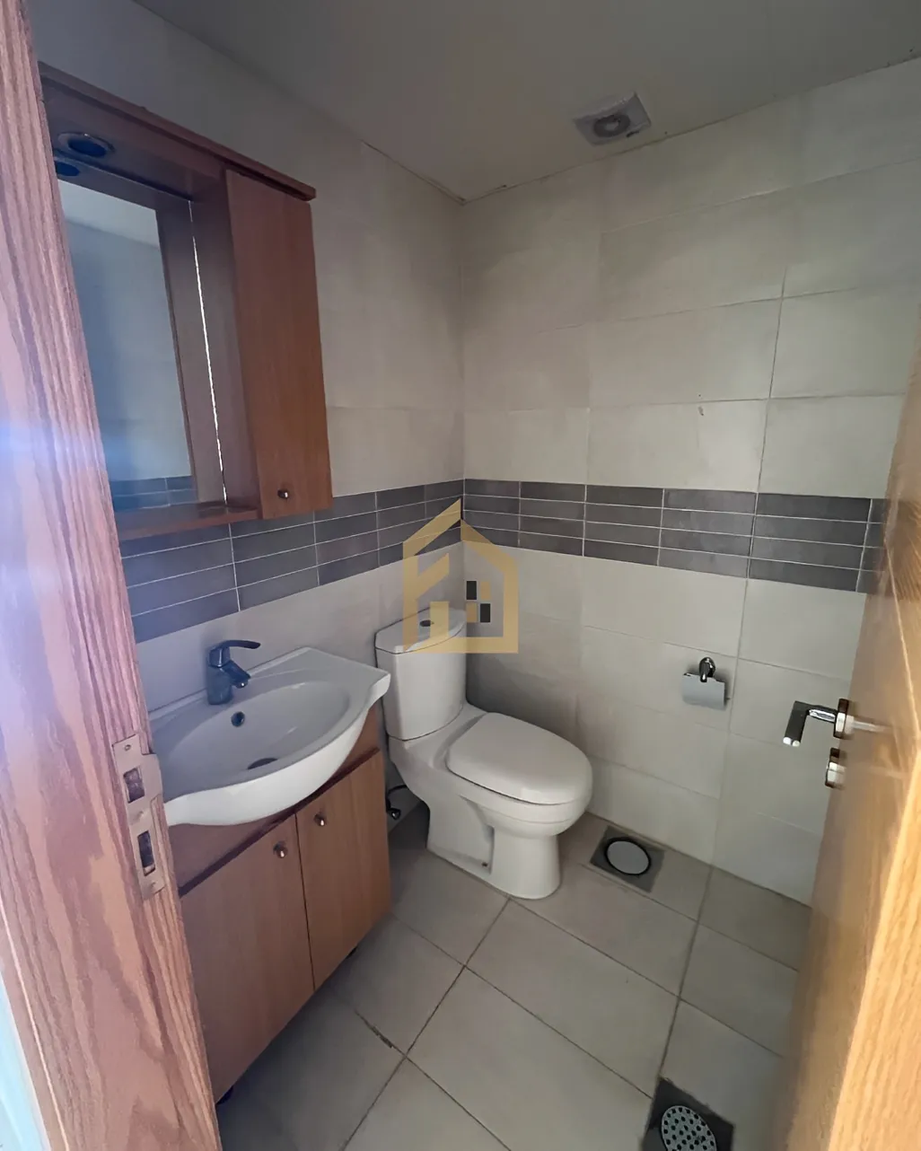 Apartment for sale in Broummana, Lebanon - 3 bed, 4 bath