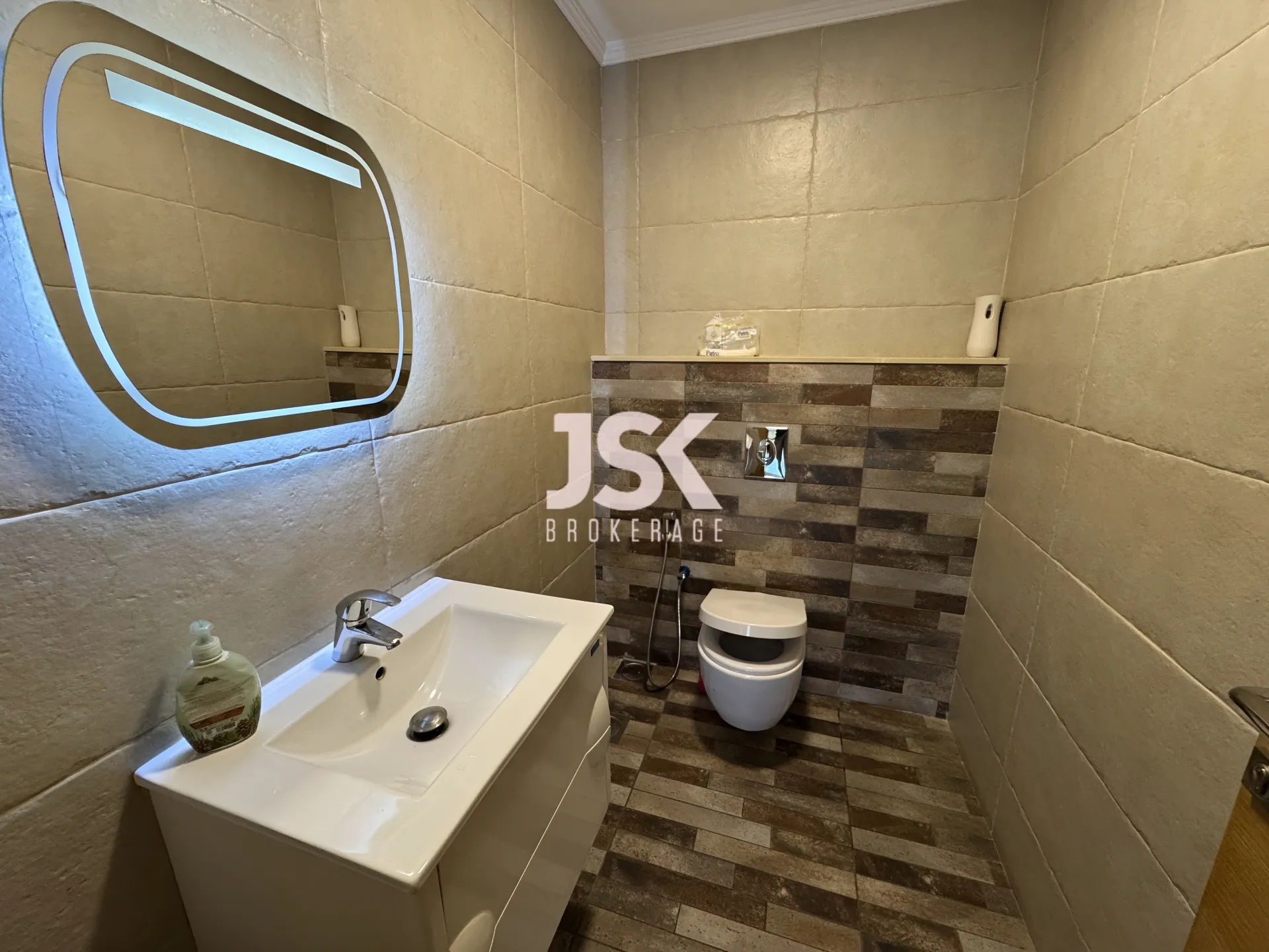 Apartment for Sale in Badaro