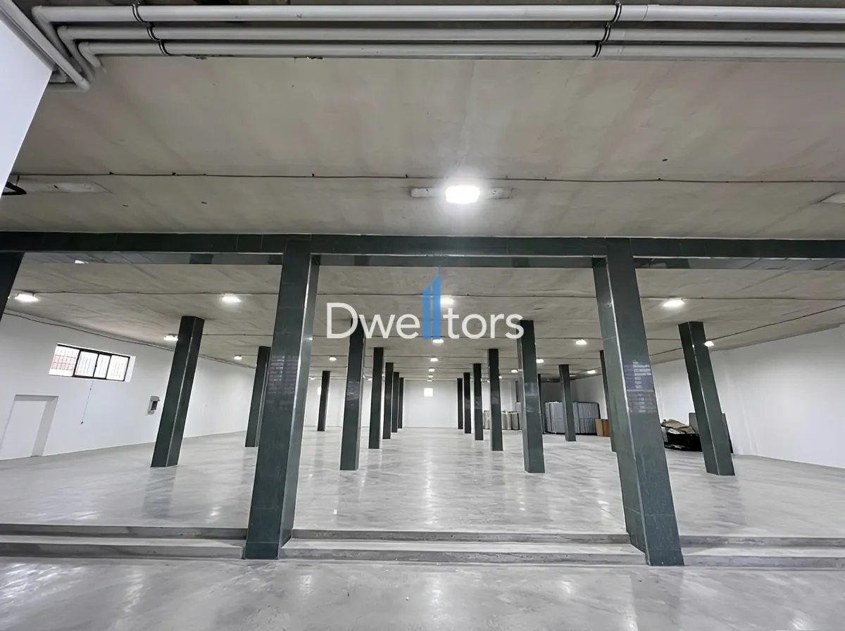 Warehouse for rent in Dekwaneh, Lebanon
