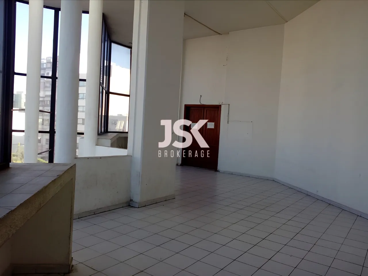 Showroom for Rent in Horch Tabet