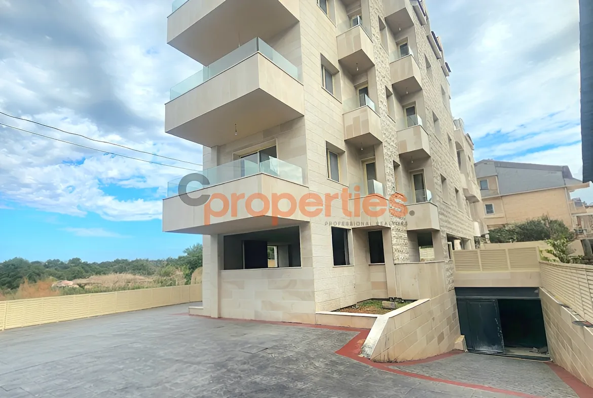 Residential Building for Sale in Aamchit