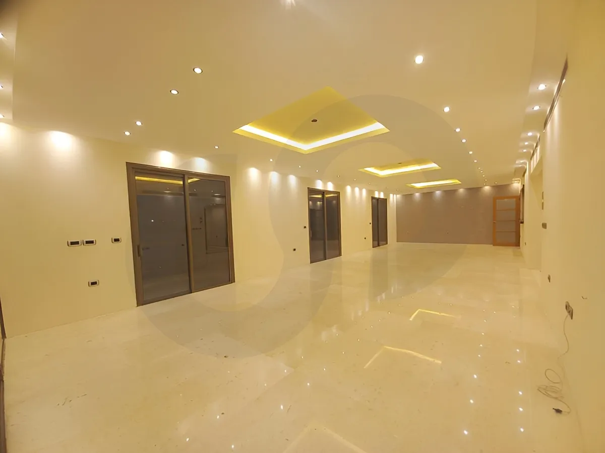 Apartment for Sale in Ramlet El Baida - 4 bed, 6 bath
