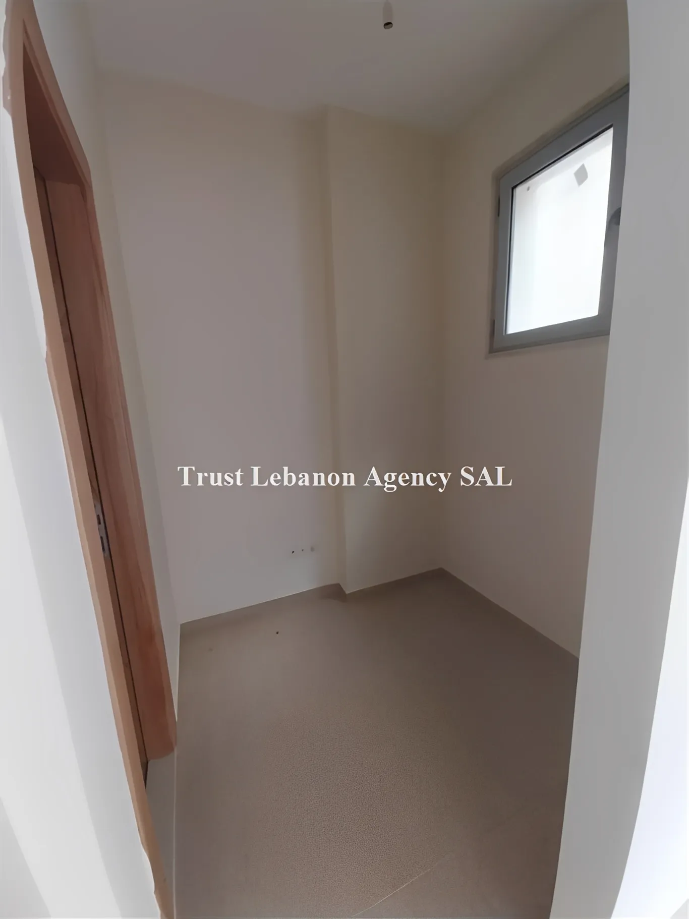 Apartment for Sale in Baabda, Louaizeh - 3 bed, 5 bath