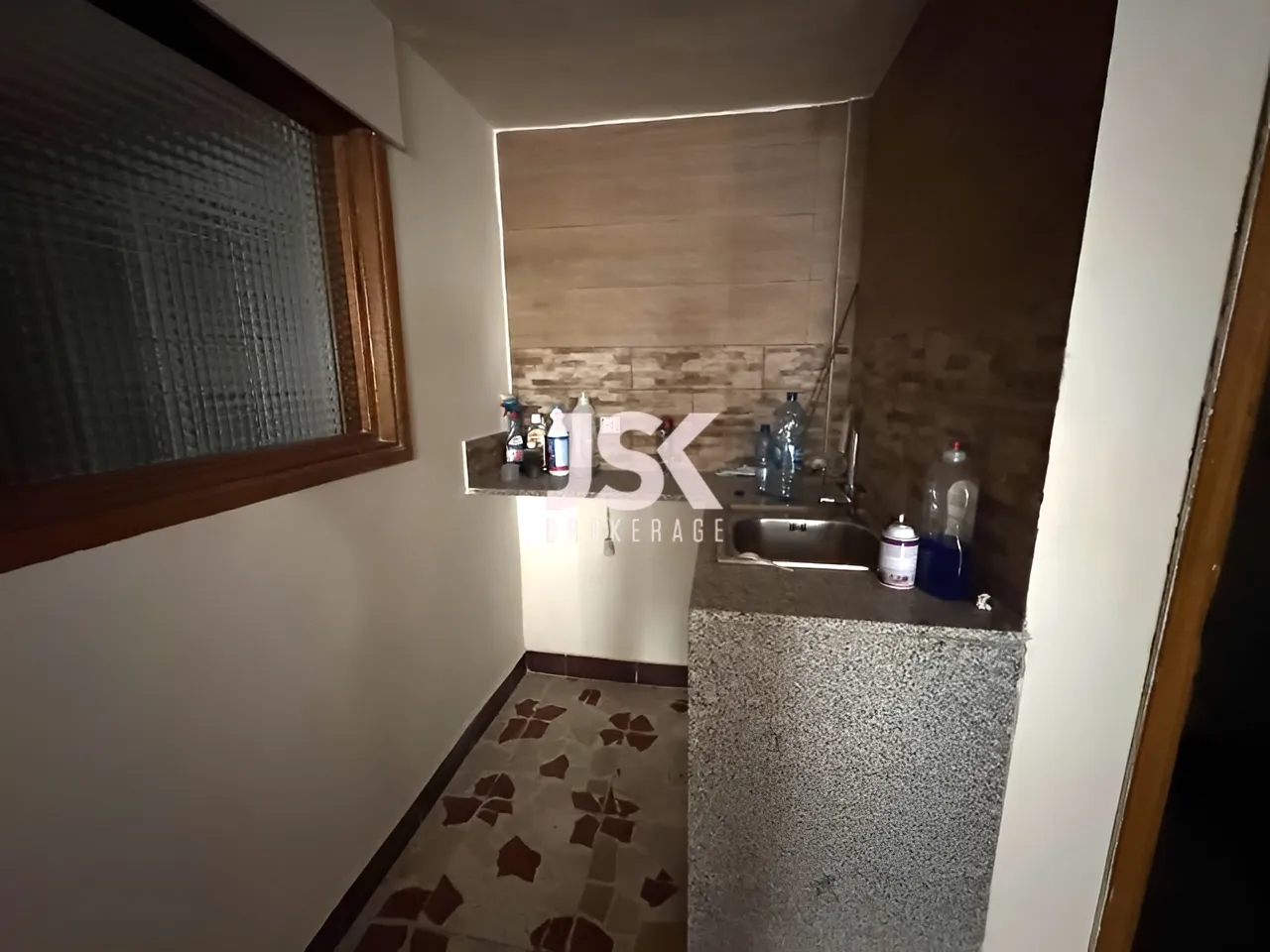 Office for Rent in Mar Elias