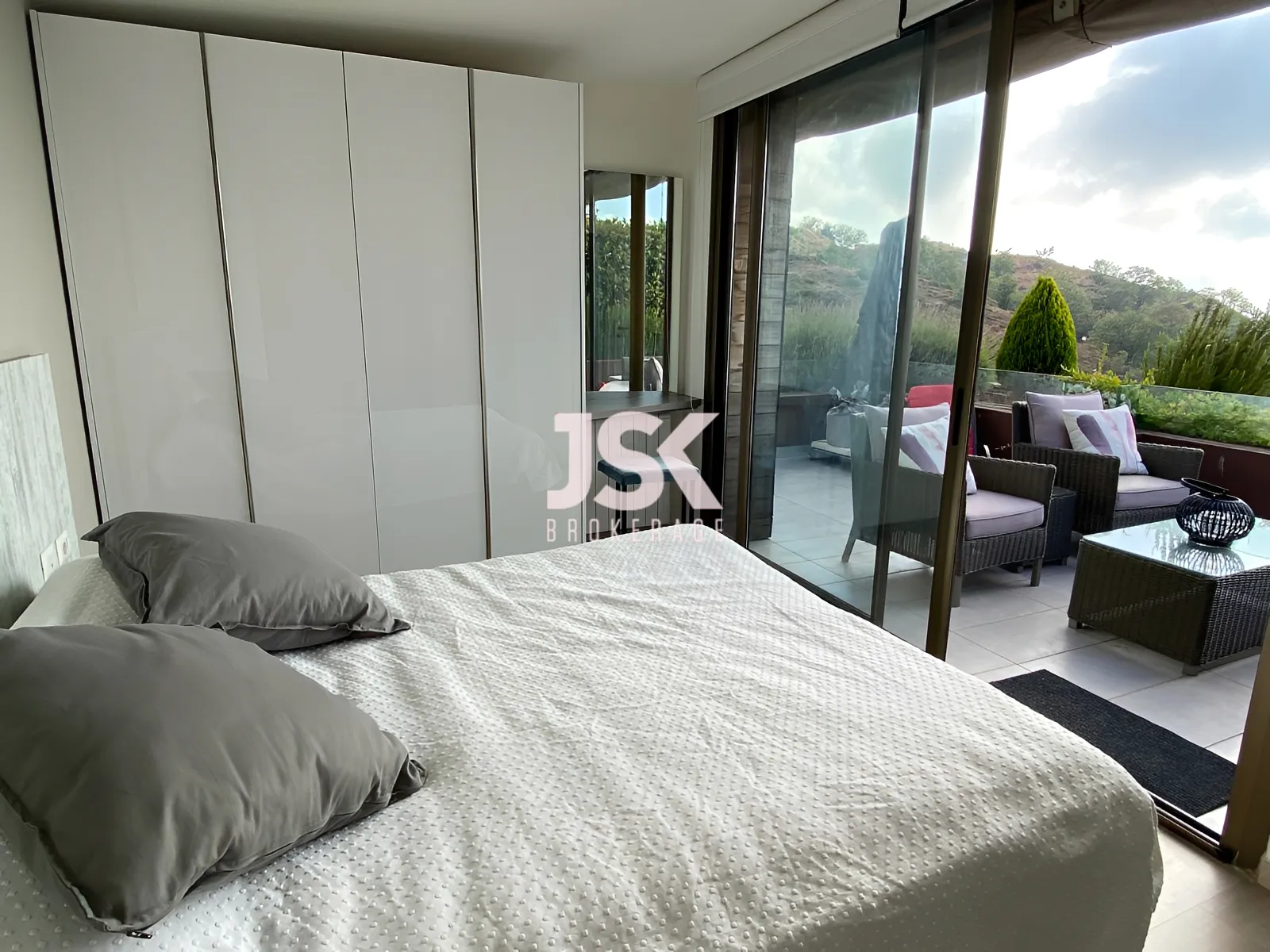 Duplex for Rent in Faqra