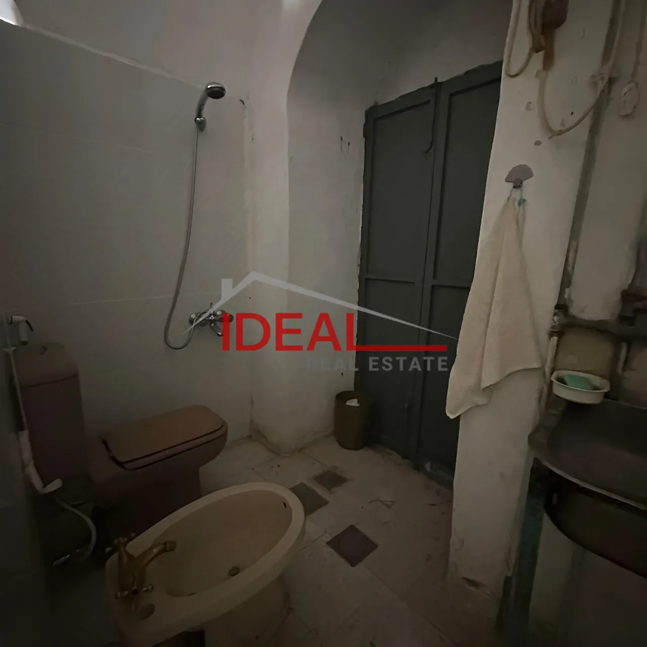 House for sale in Gharifeh