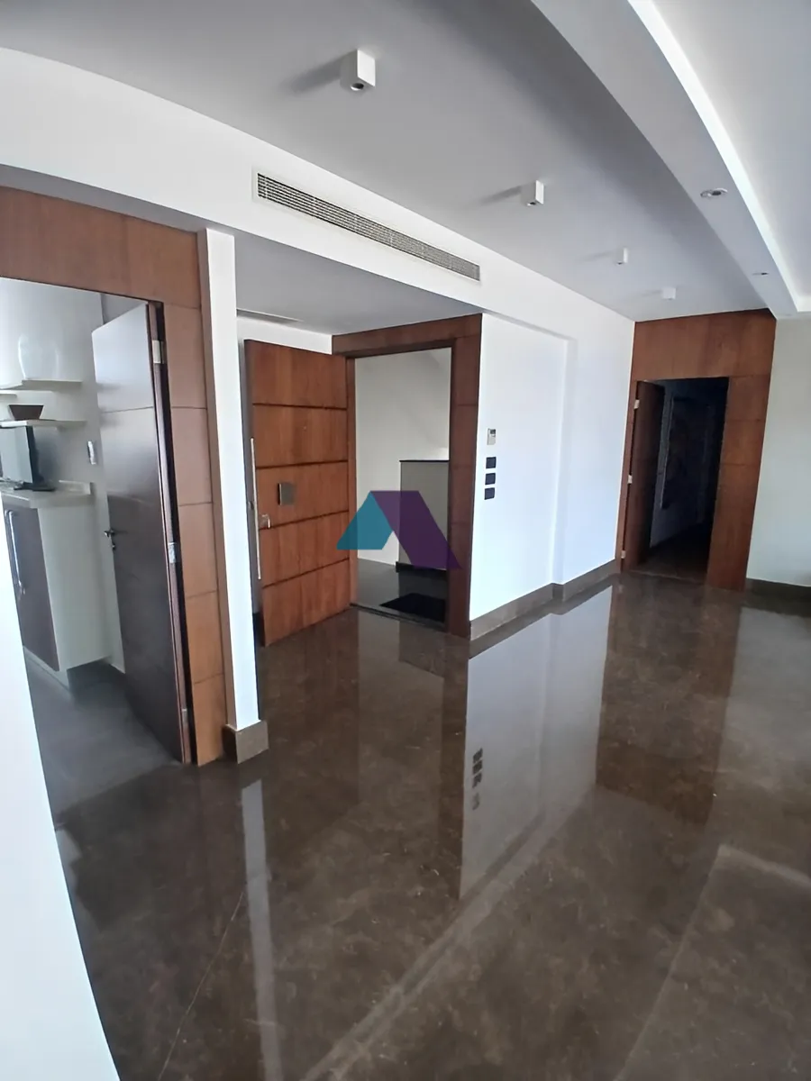 Apartment for Sale in Achrafieh - 3 bed, 4 bath