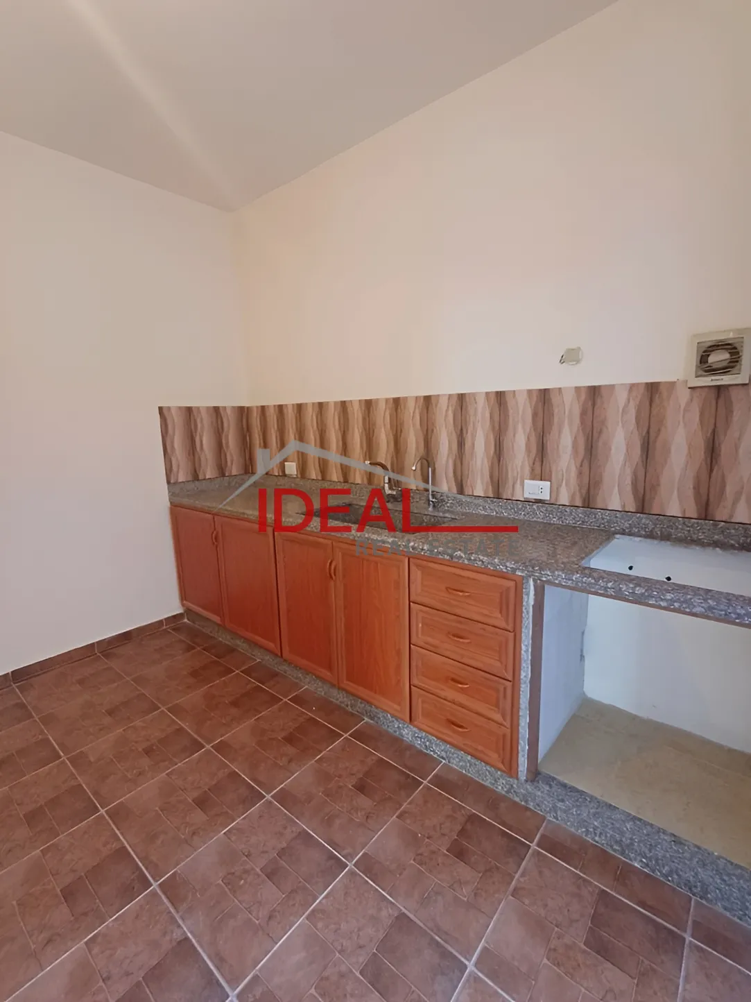 Apartment for sale in Hamat, Lebanon - 2 bed, 2 bath