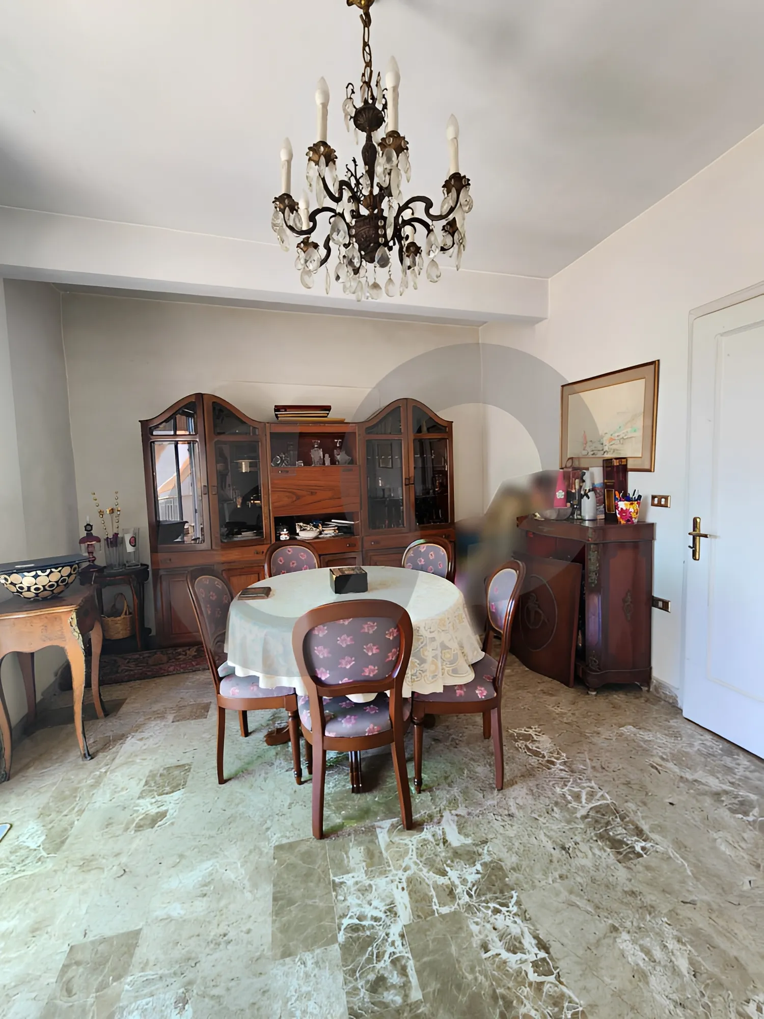 Apartment for Sale in Hamra - 3 bed, 2 bath