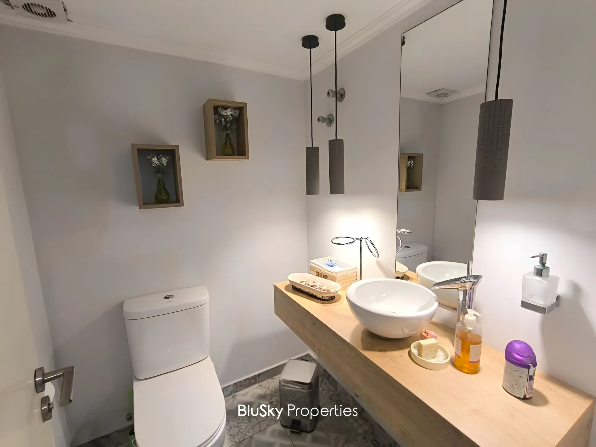 Apartment for sale in Aoukar, lebanon