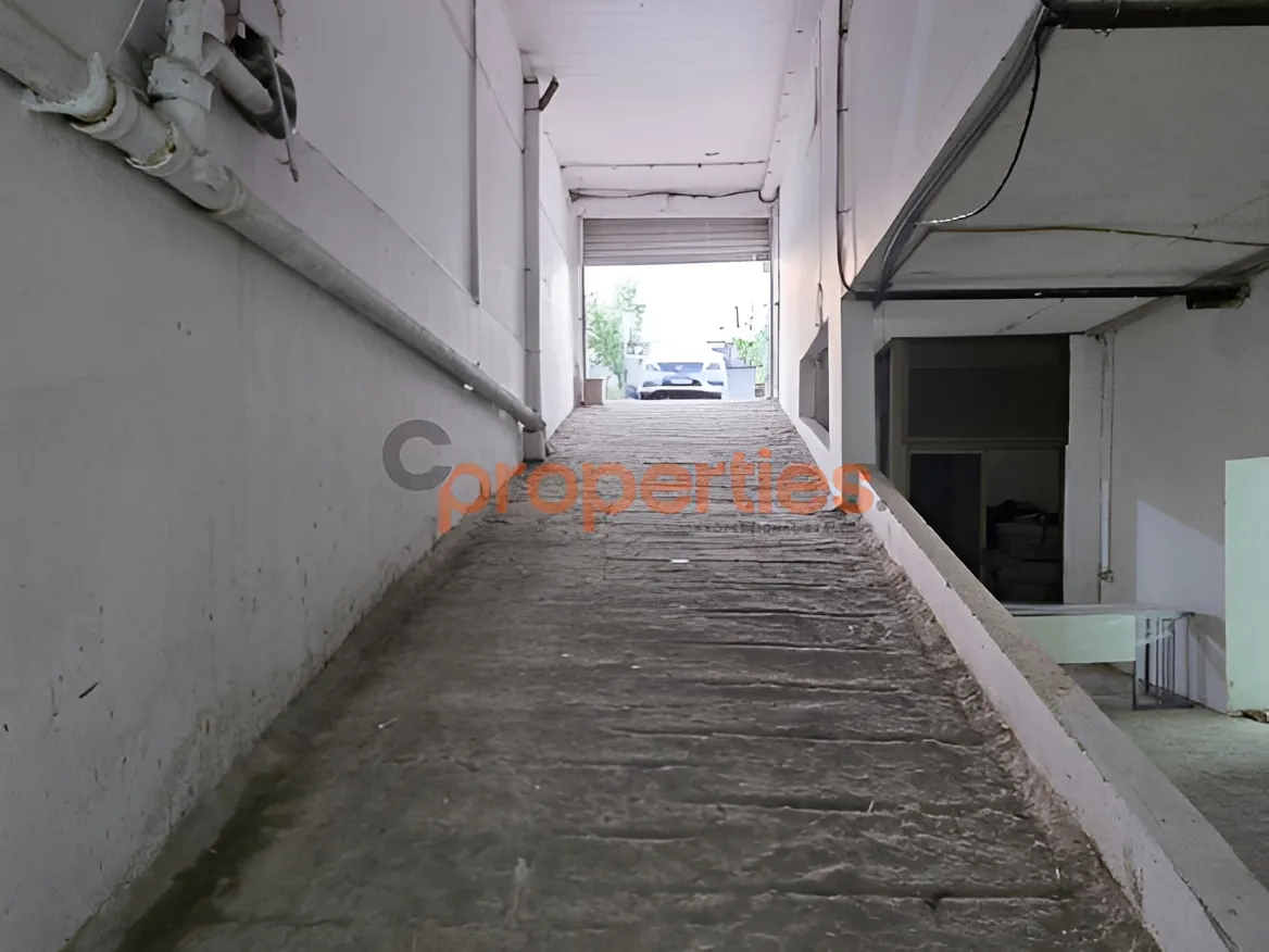 Warehouse for Sale in Forn El Chebbak