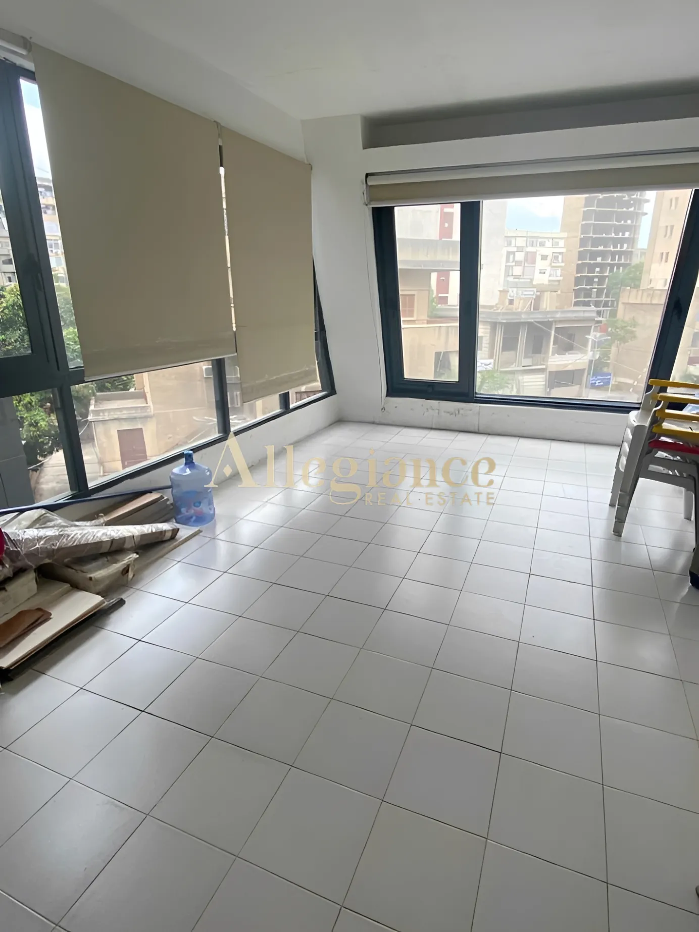 Office for sale in Zalqa