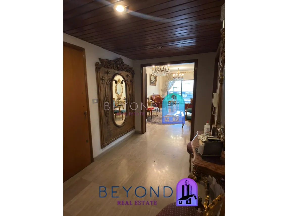 Apartment for sale in Zarif, Bayrut, Lebanon