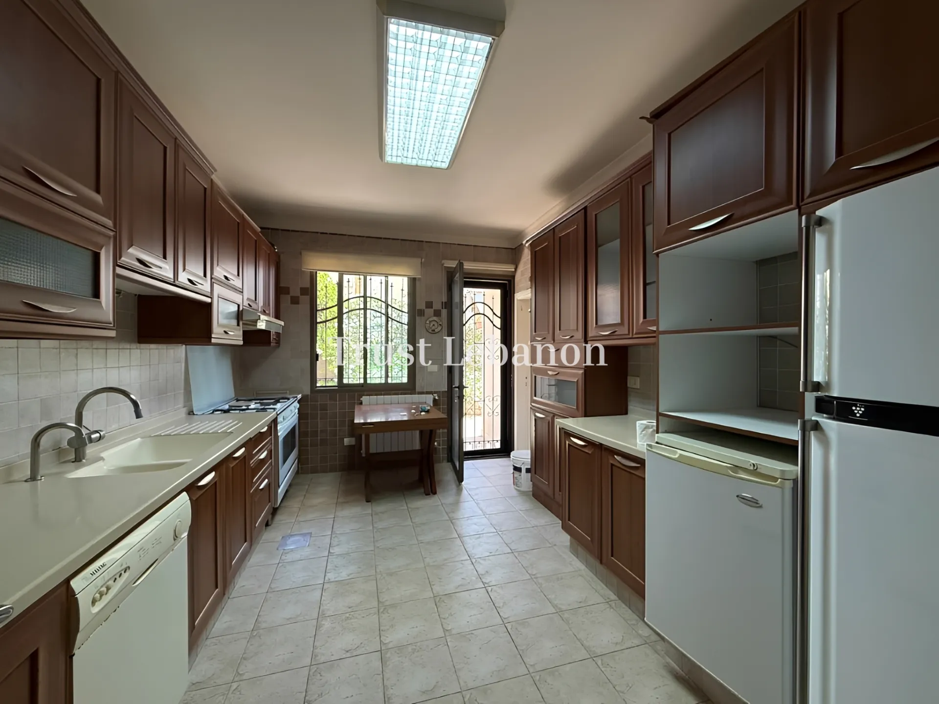 Apartment for rent in Beit Meri, Lebanon
