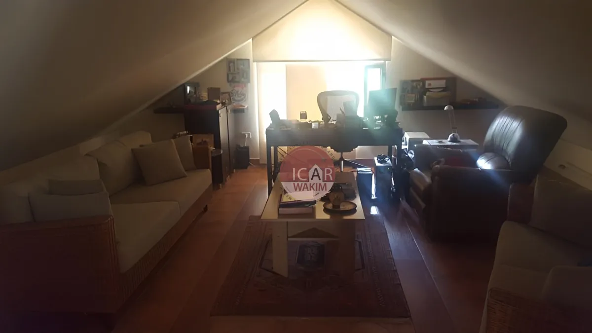 Triplex for Sale in Montiverdi - 4 bed, 5 bath