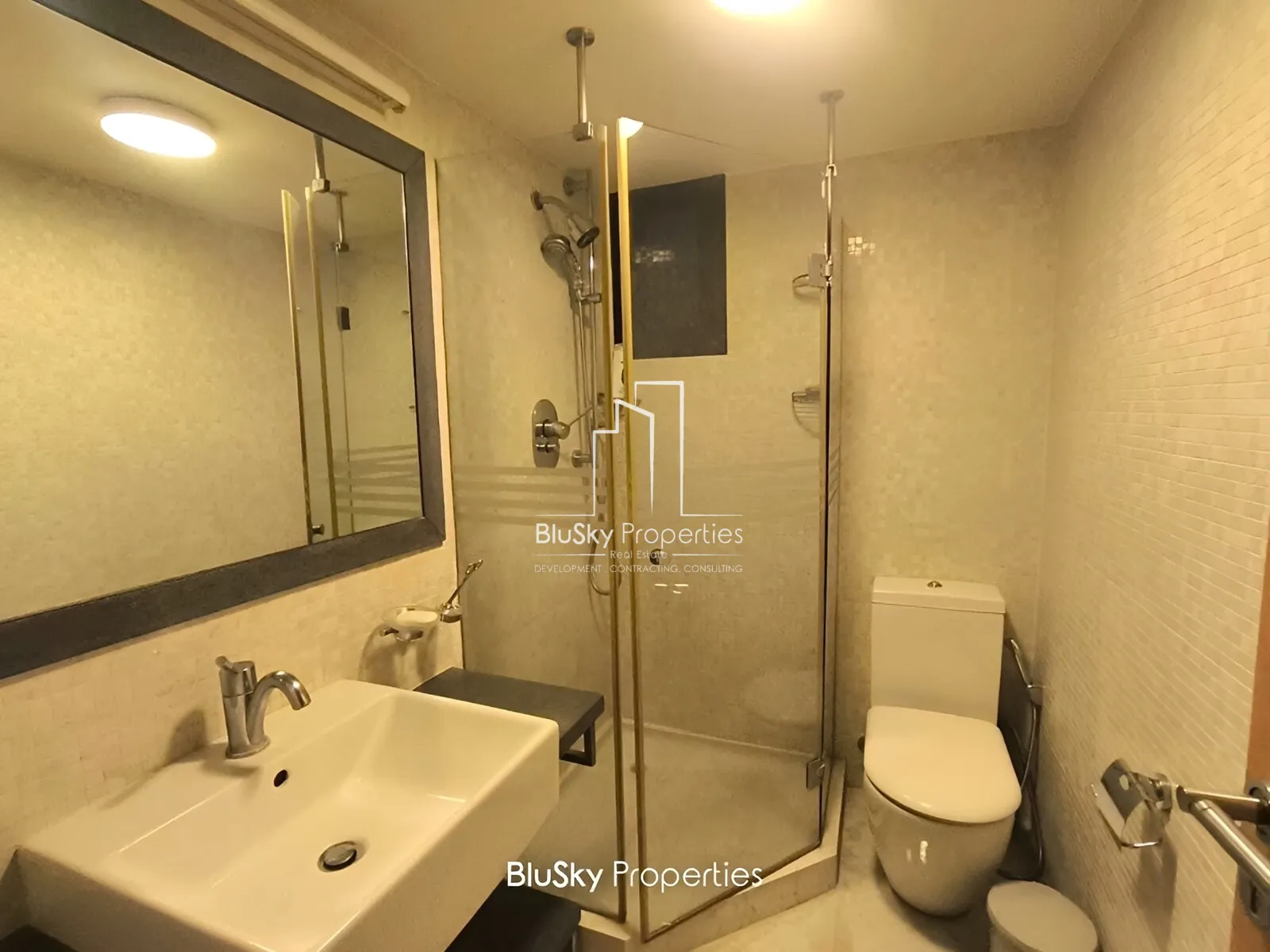 Apartment for Sale in Awkar