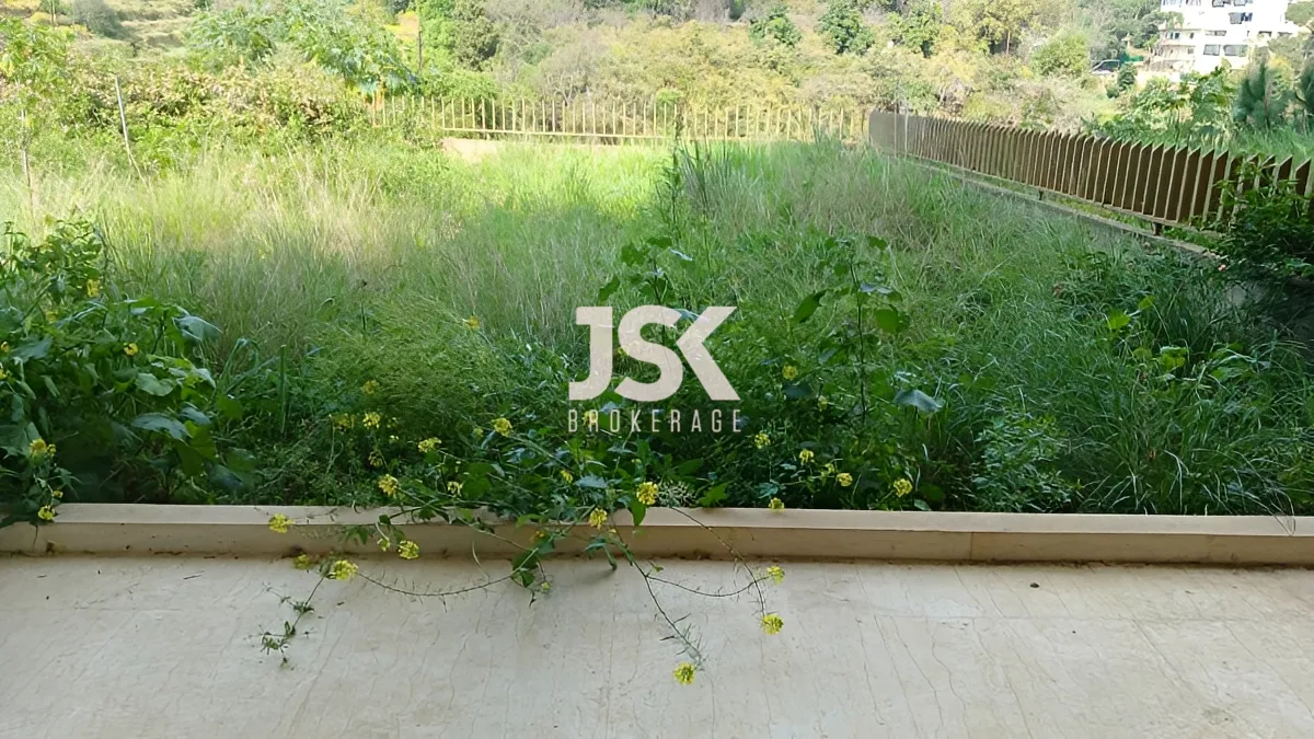 Apartment for Sale in Naqqache, Lebanon - 3 bed, 3 bath