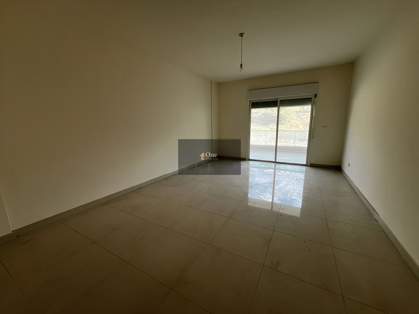 Apartment for Sale in Aamchit, Lebanon - 3 bed, 2 bath