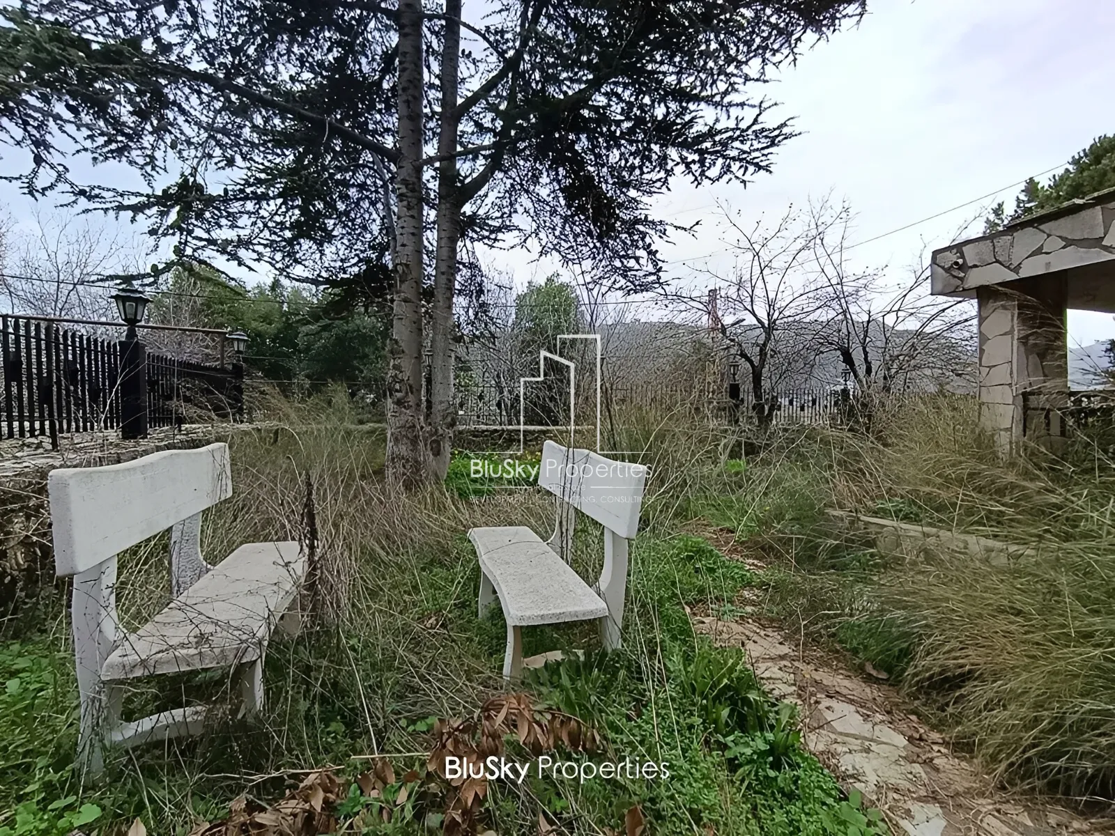 Villa for Sale in Zebdine