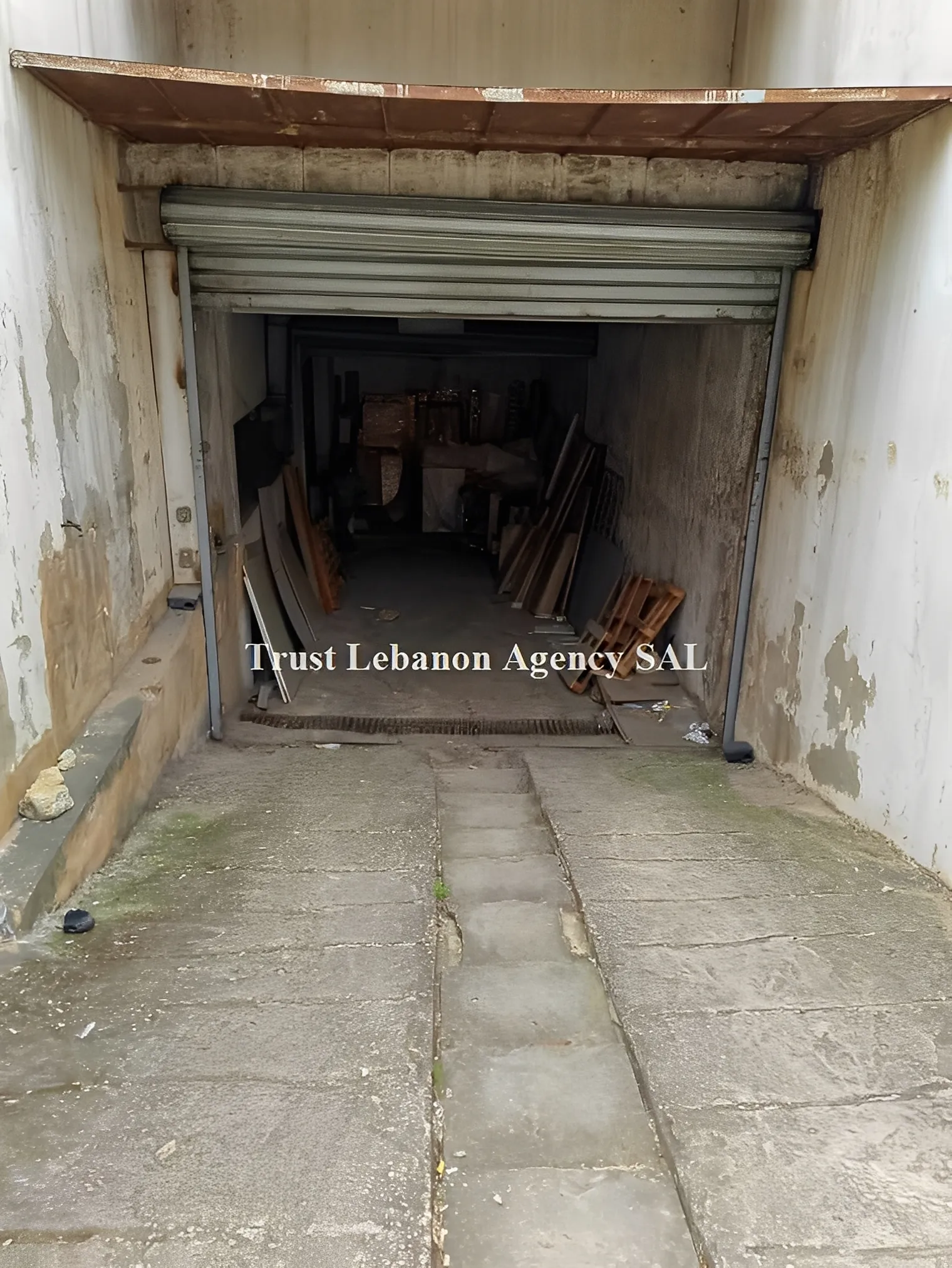 Commercial Property For Rent in Metn, Mansourieh