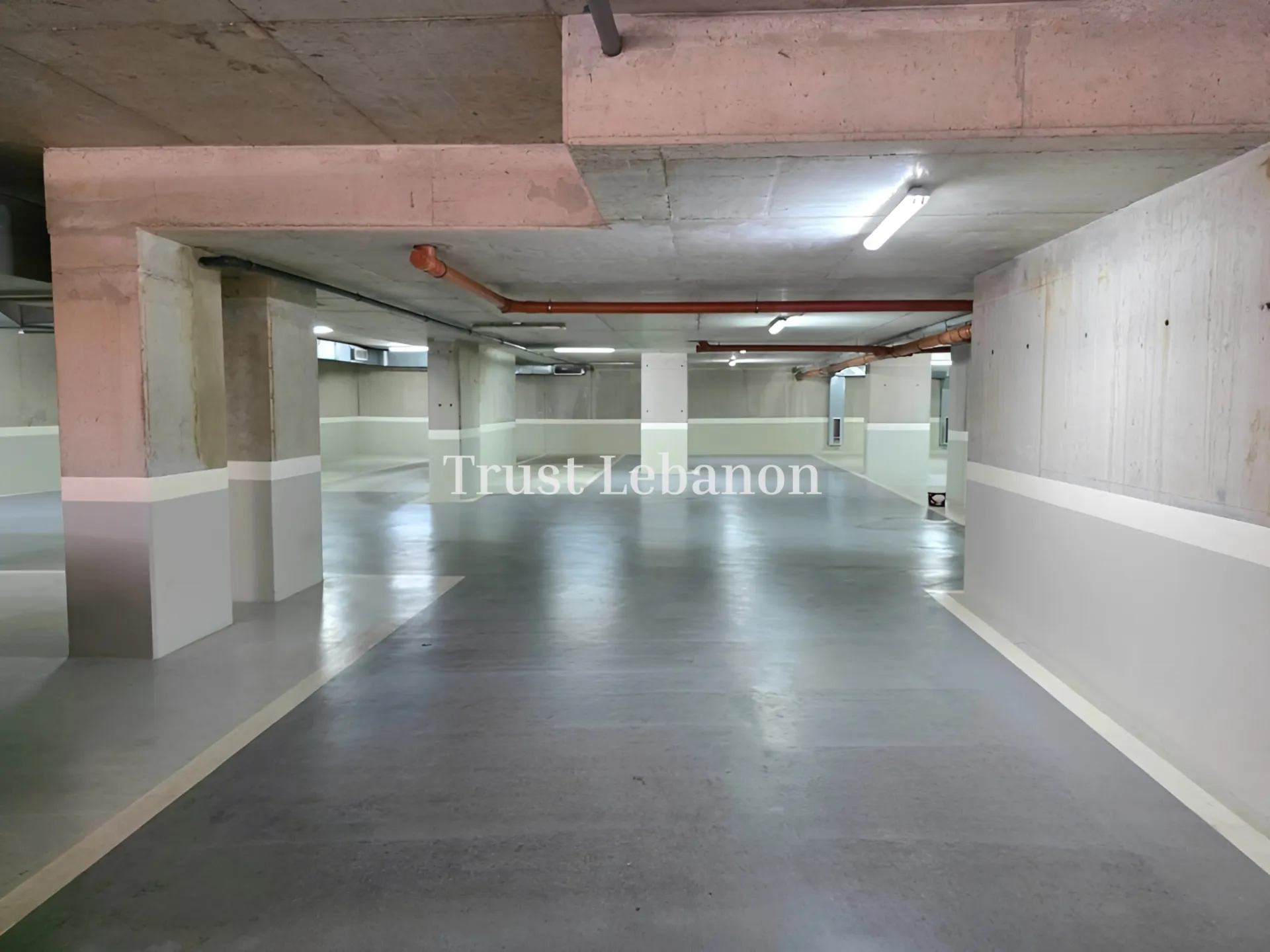 Office for rent in Dbayeh, Lebanon