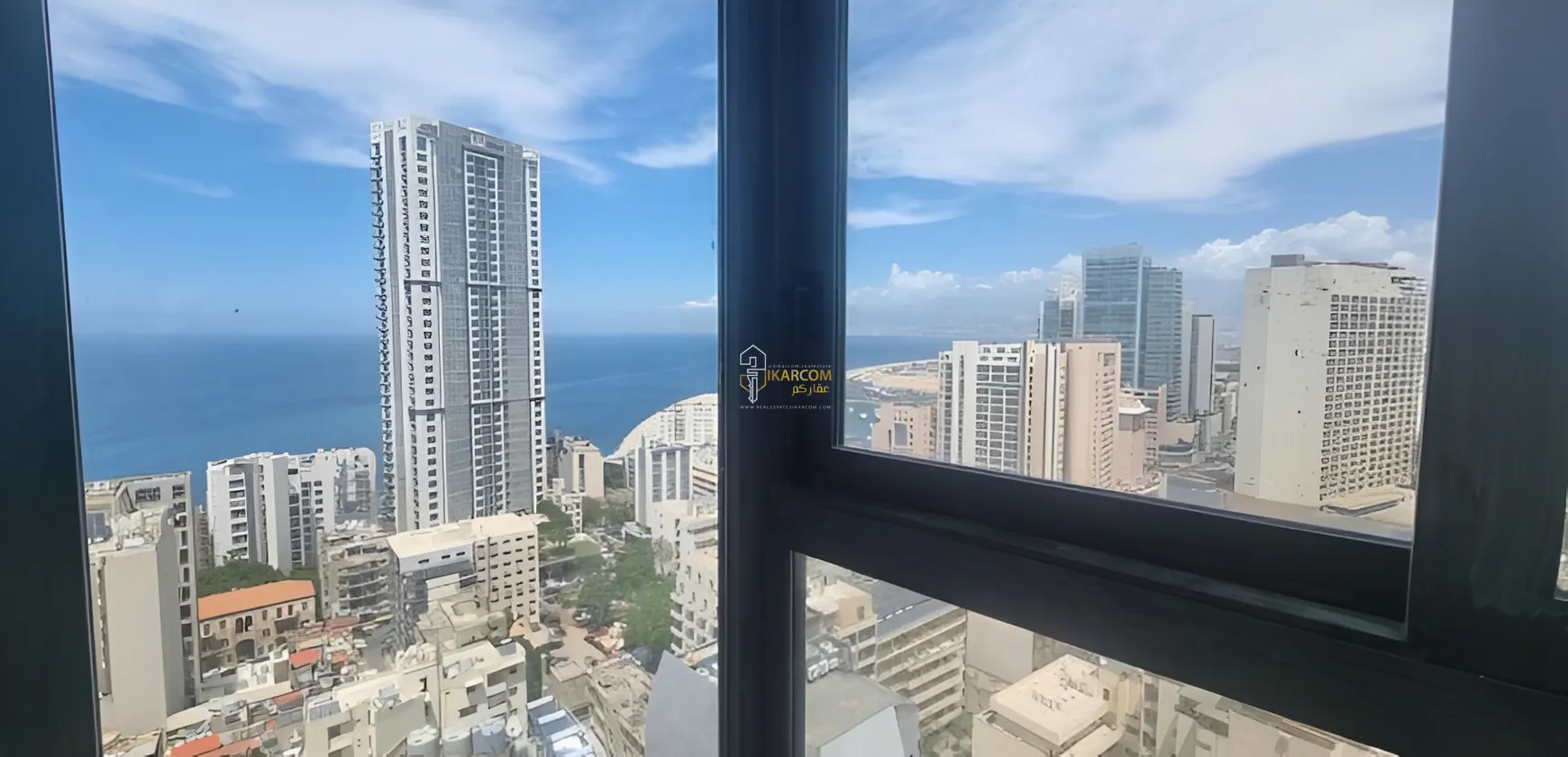Apartment for Sale in Beirut, Ain El Mraisseh, Lebanon - 3 bed, 4 bath