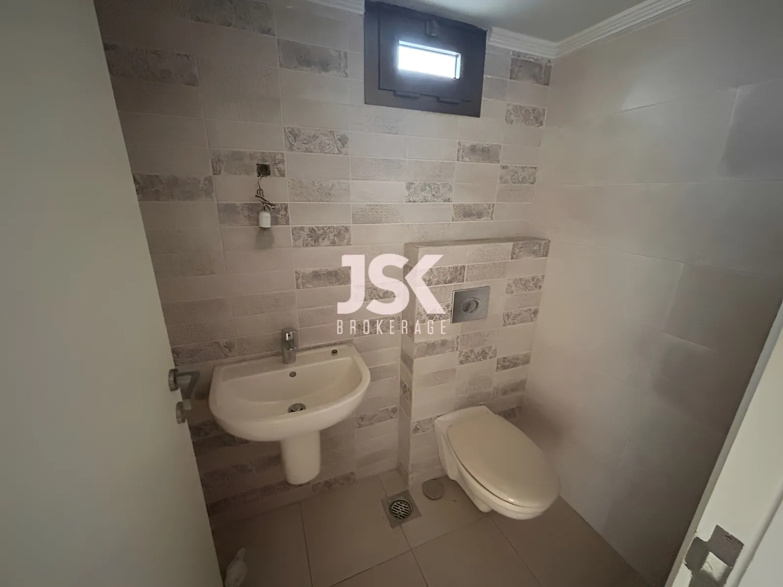 Apartment for Sale in Naqqache