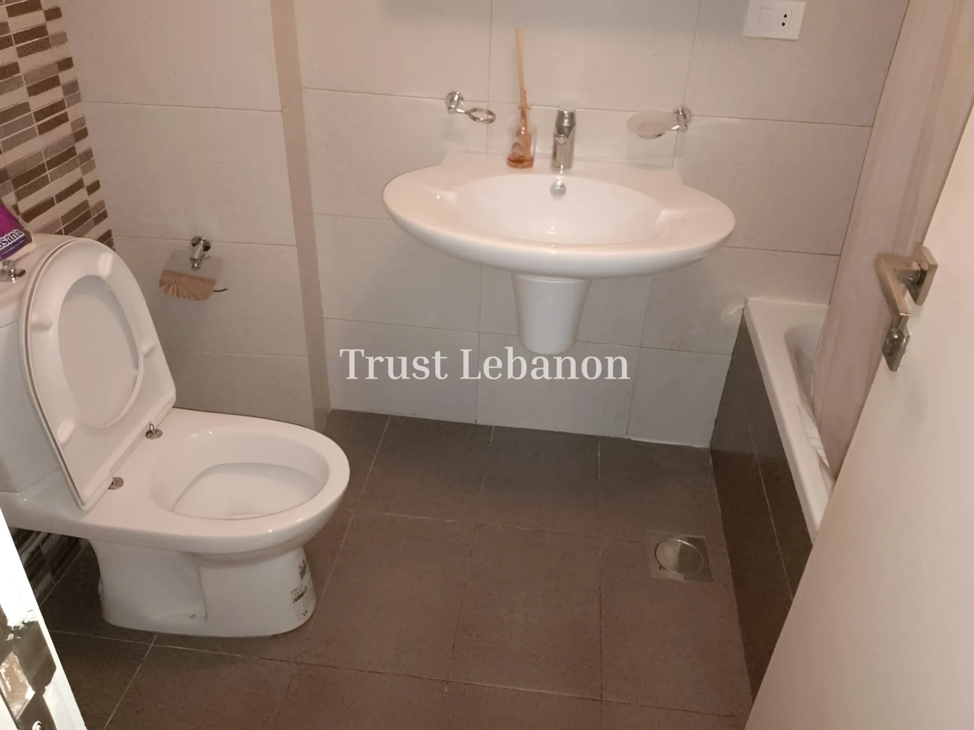 Apartment for rent in Achrafieh