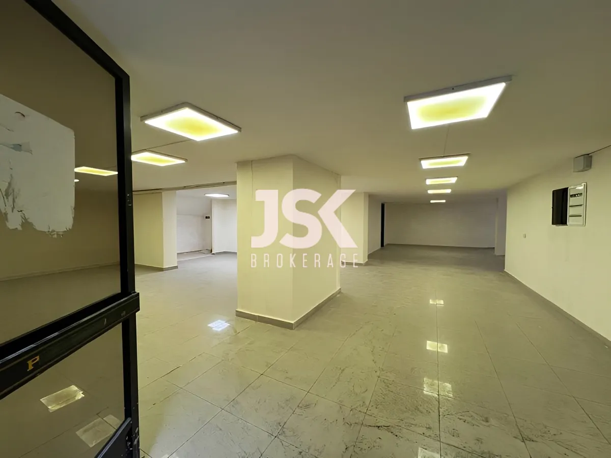 Warehouse for sale in Tallet El-Khayat