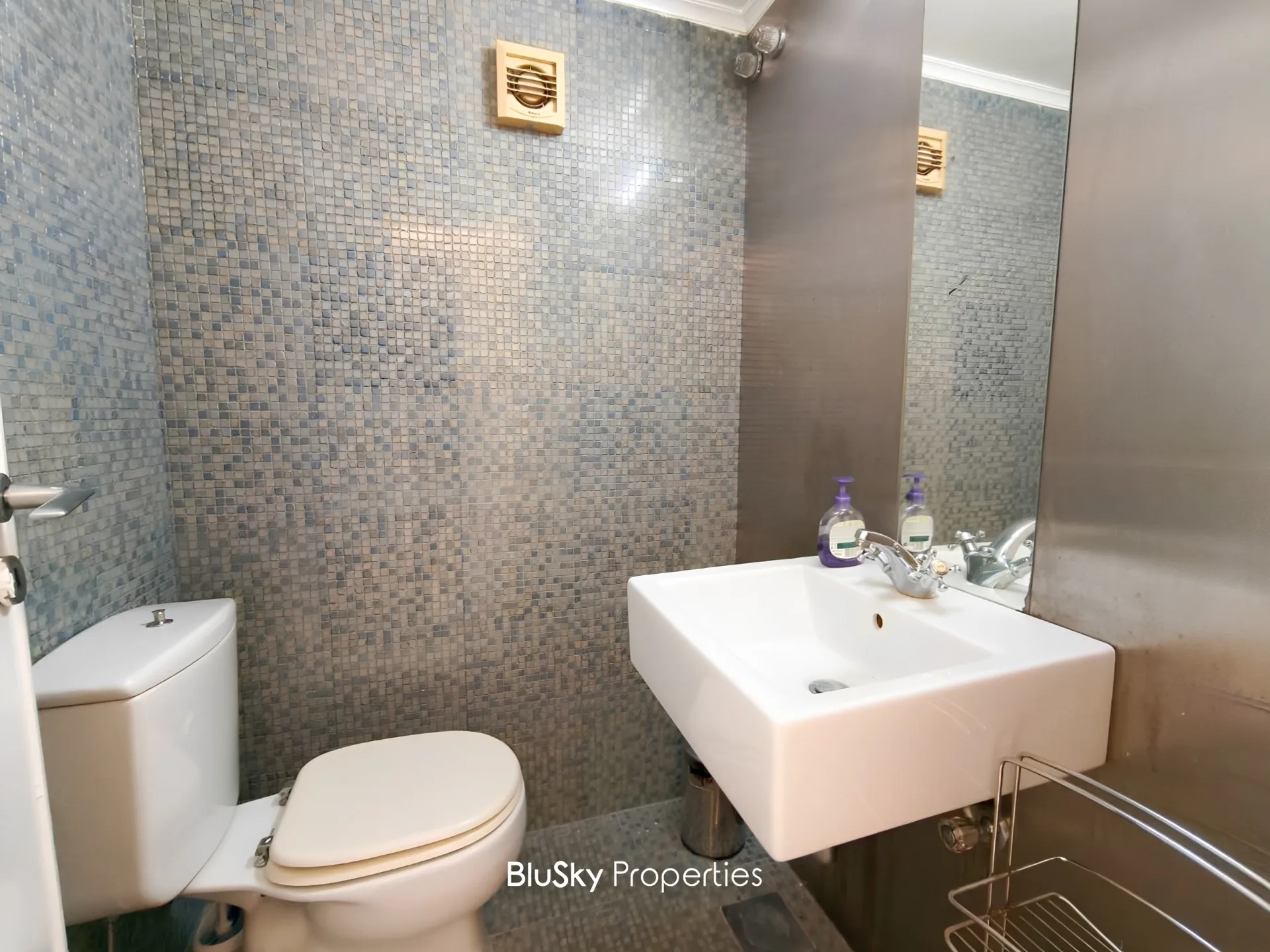 Apartment for sale in Fanar