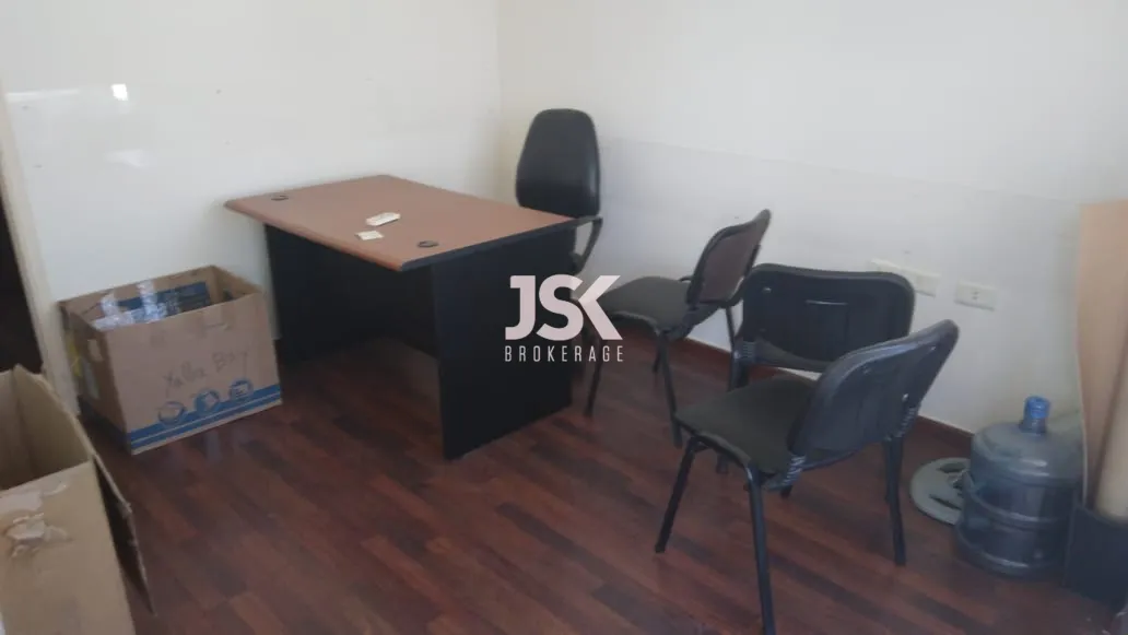 Office for sale in Aaoukar