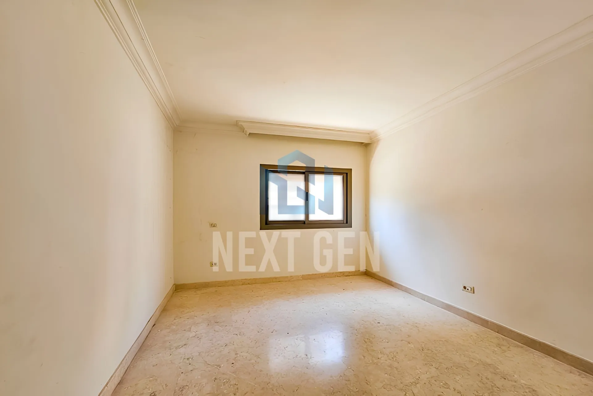 Apartment for rent in Ain Al Mraiseh, Beirut, Lebanon