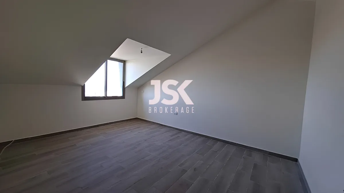 Duplex for Sale in Qartaboun , Lebanon