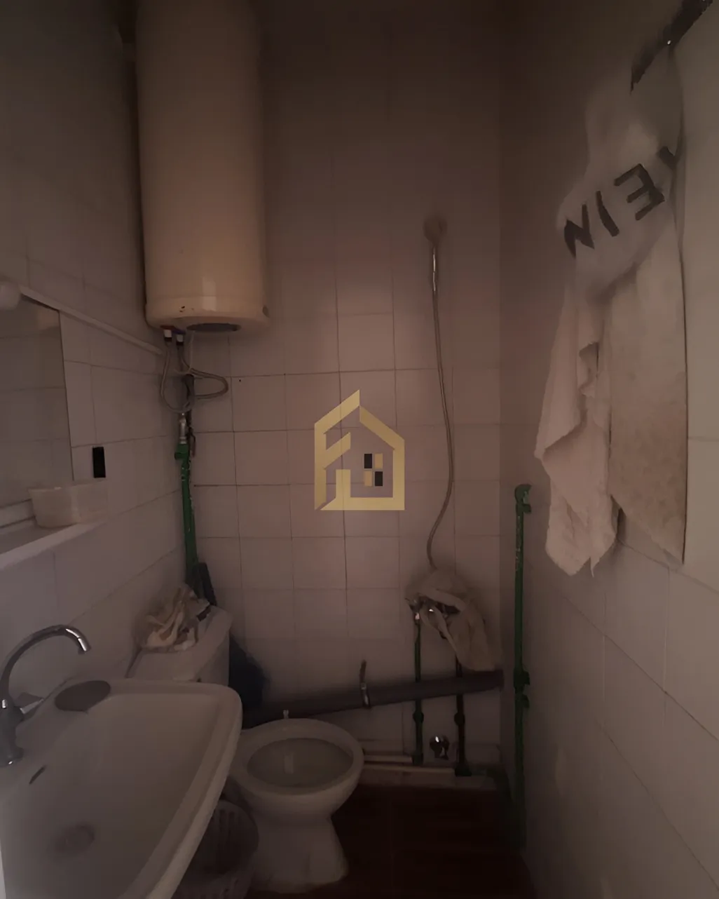 Office for rent in Dekwaneh, Lebanon