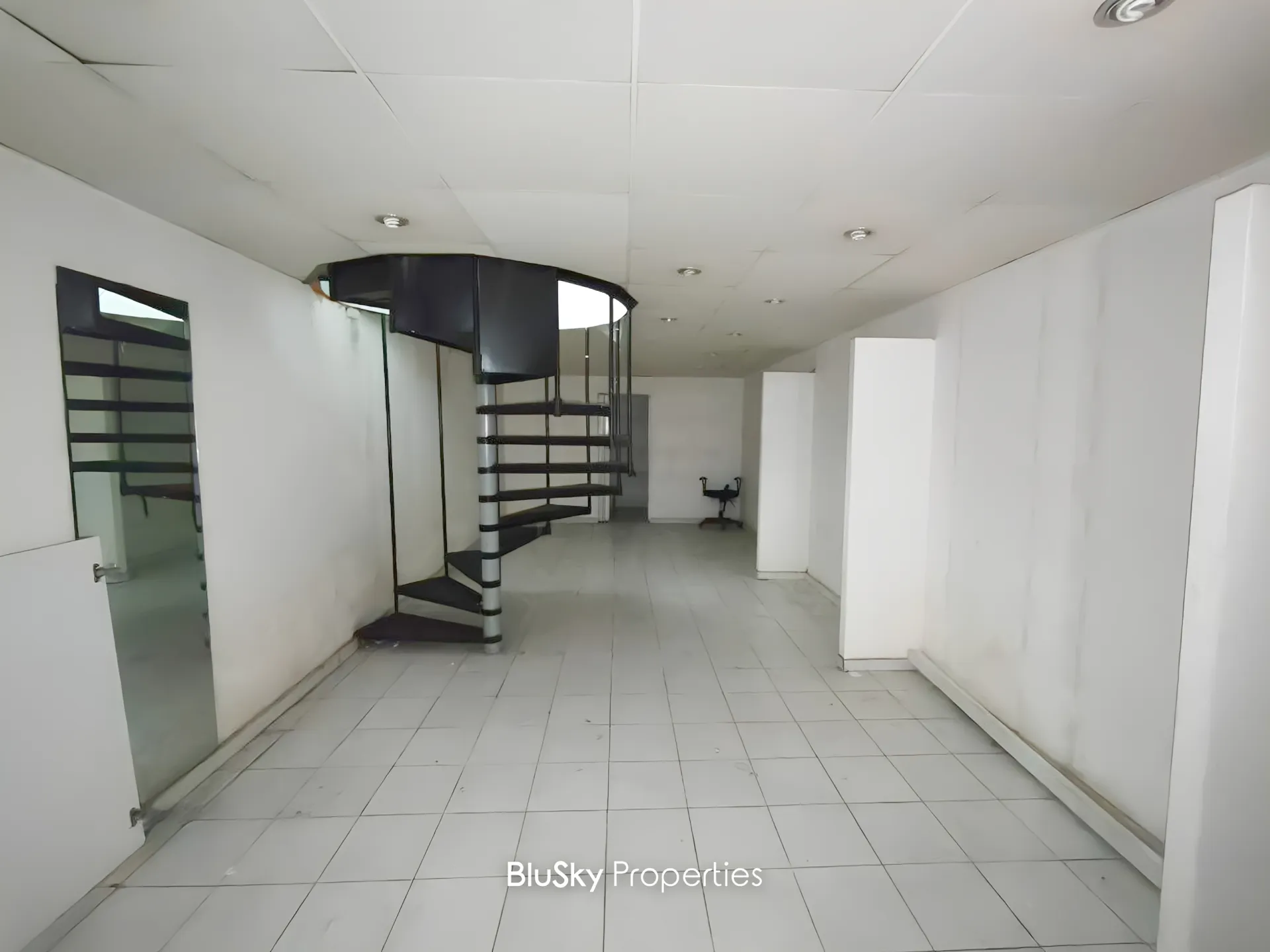Shop for rent in Jal El Dib