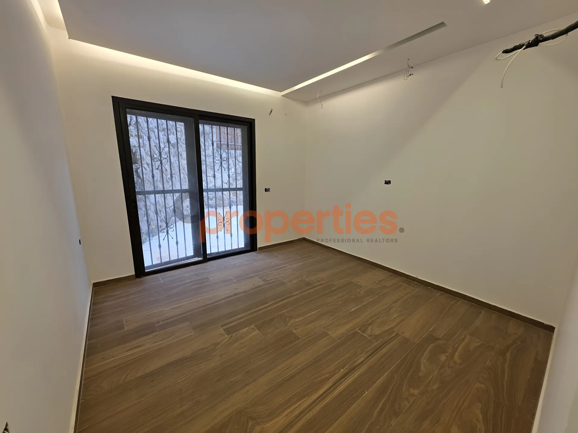 Apartment for Sale in Baabdat